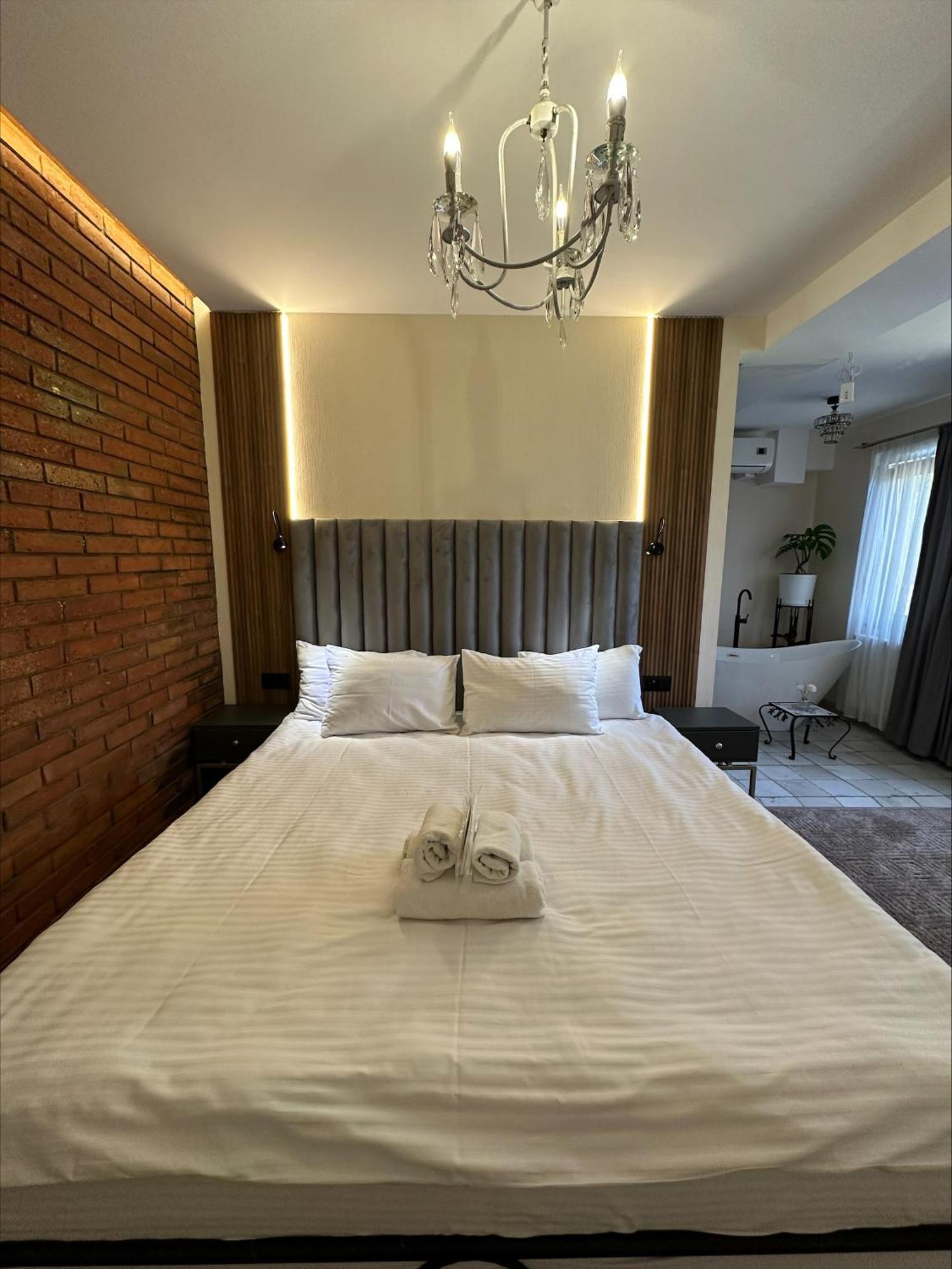 Hotel Wine Hills Tiflis Exterior foto