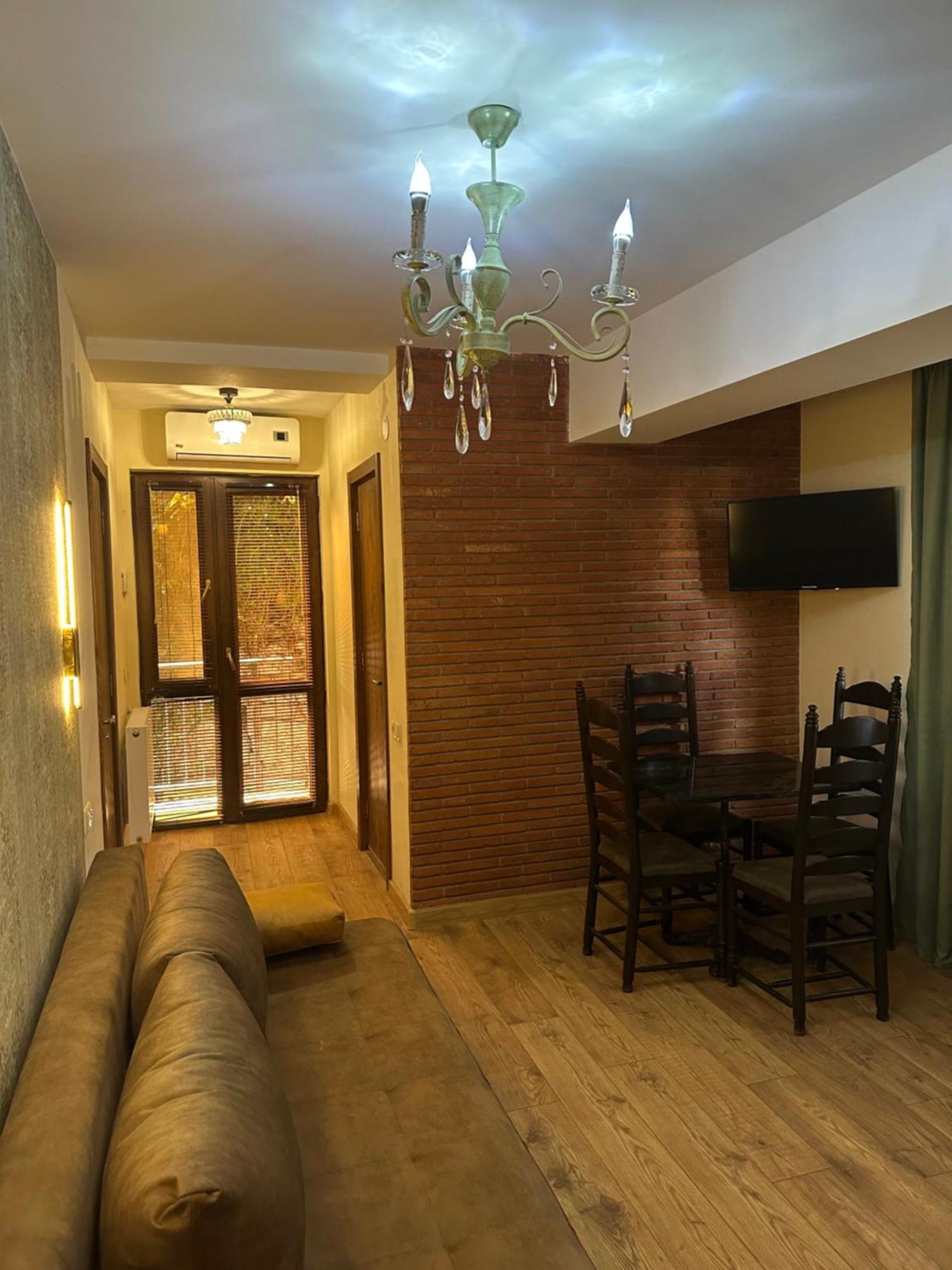Hotel Wine Hills Tiflis Exterior foto